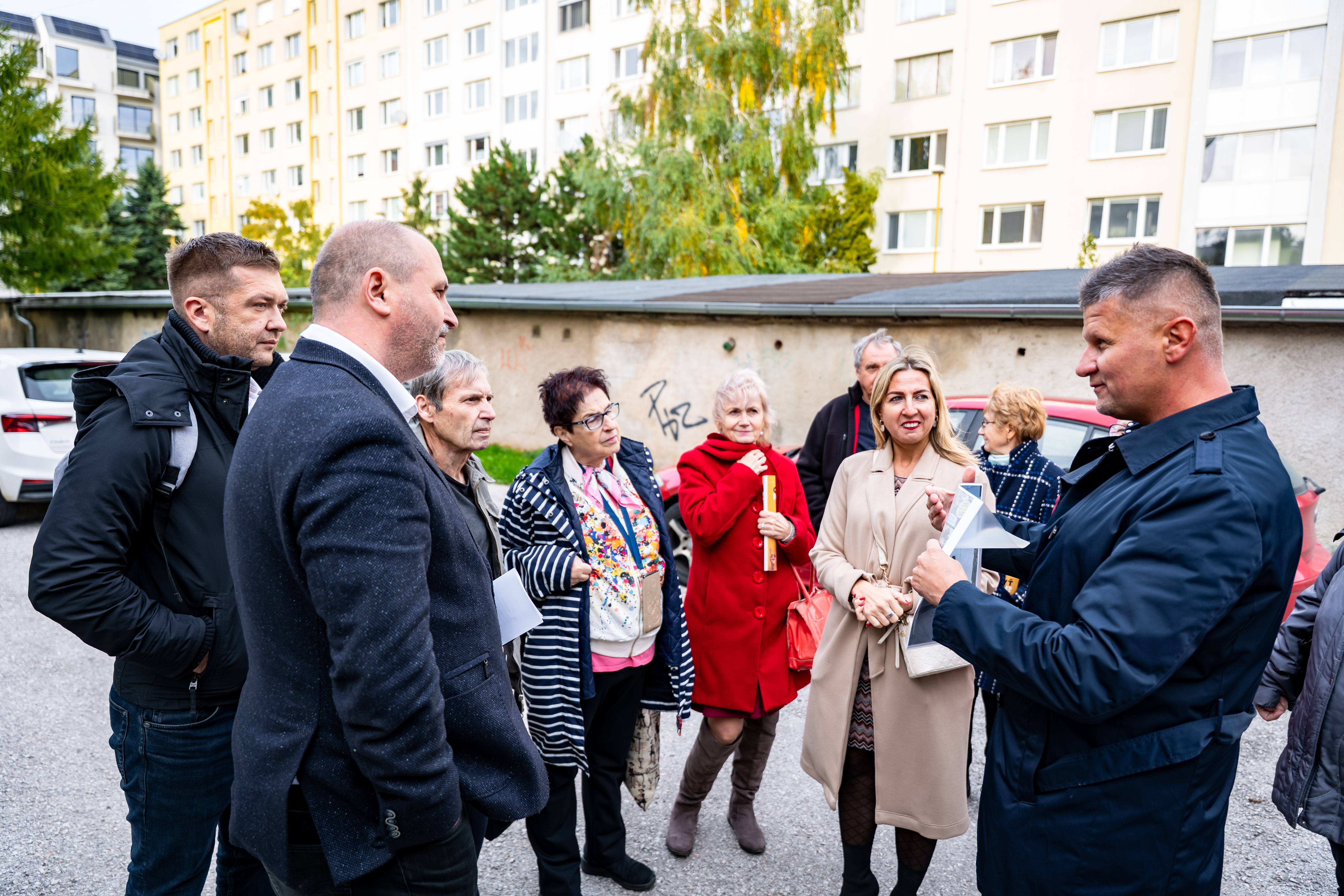 Na kus reci s primatorom-12